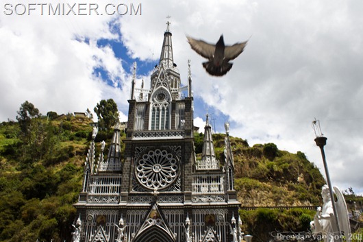 Las-Lajas-Church-9