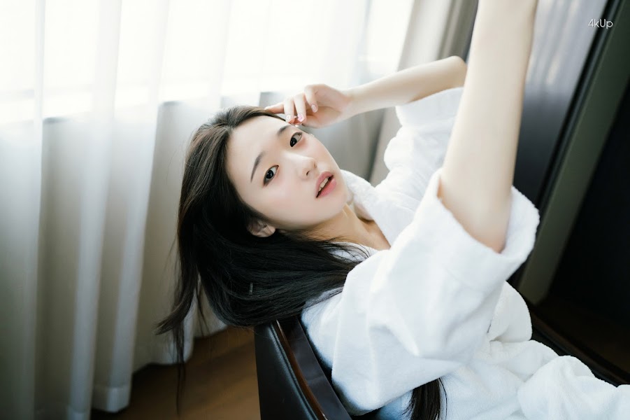 Yeon Woo (연우) – Like The First Time Vol.2 & Moon Night Snap