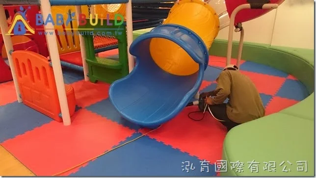 BabyBuild 室內3D泡管兒童遊具EVA軟墊施工鋪設