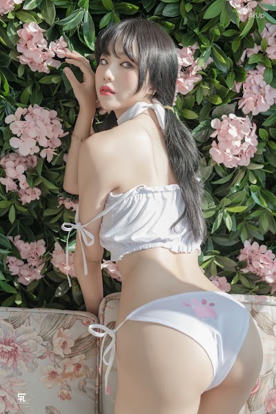 SAINT Photolife – Yuna & BLOOM Vol.01