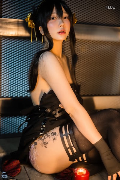 [BLUECAKE] Son Ye-Eun (손예은) Black Rose RED+