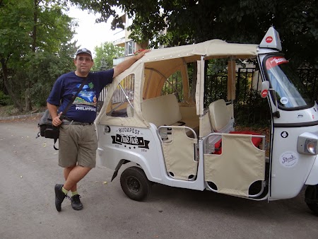 08. Cu tuk tuk-ul de Budapesta.JPG