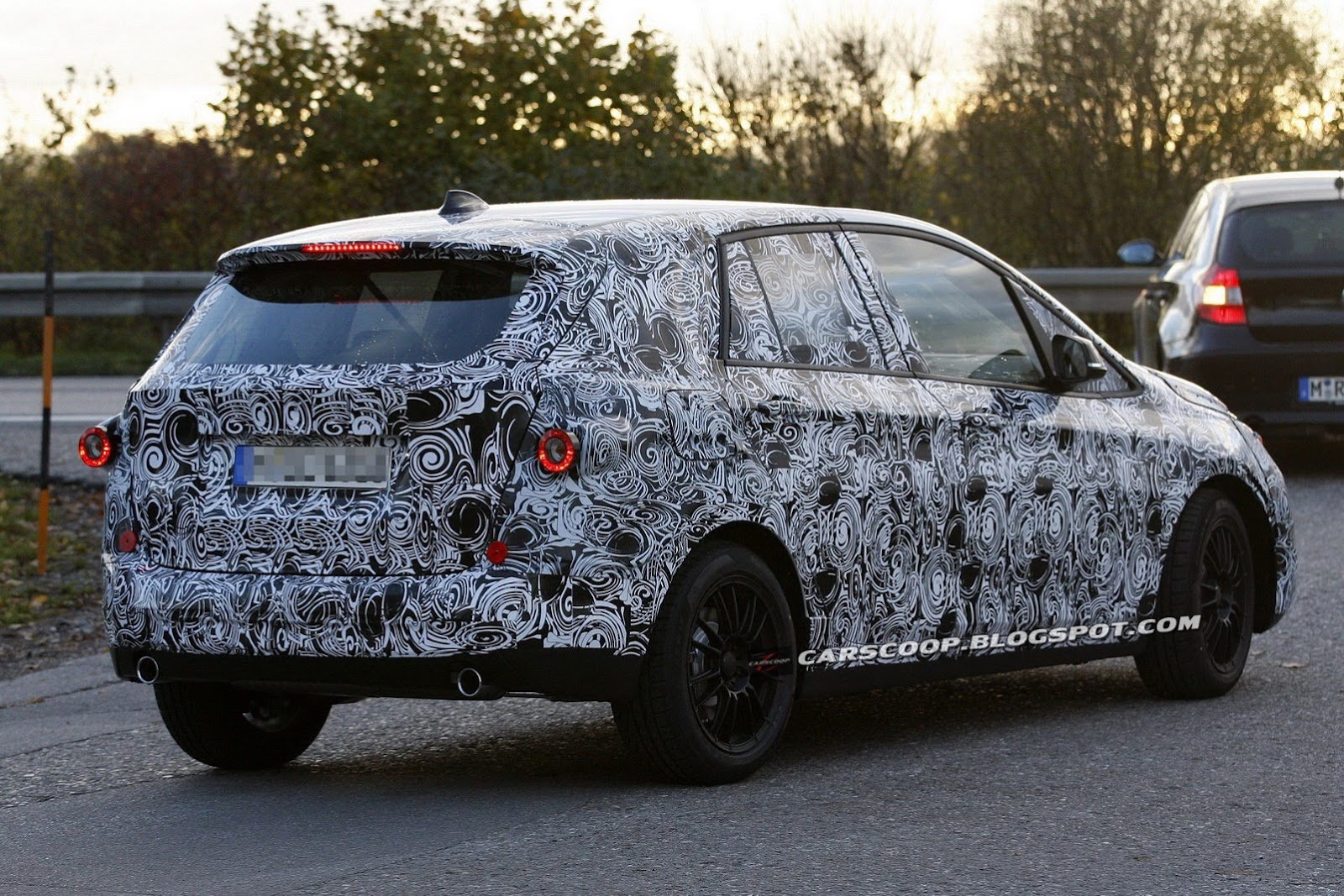 [BMW-1-Series-GT-1%255B5%255D%255B2%255D.jpg]