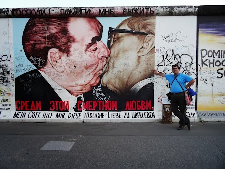 Obiective turistice Berlin: Brejnev si Honecker