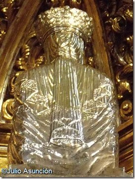 Virgen de Irache - detalle manto posterior - Dicastillo