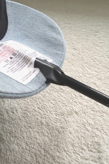 Stab in Dach von Cap - Befestigung An Cap befestigter Stab