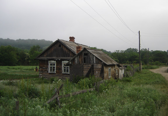 Dans le village de Tigrovoy, 25 juin 2011. Photo : G. Meissonnier