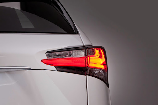 2015-Lexus-NX-12.jpg