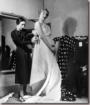 Boris Lipnitzki (1887-1971), 1936 Madame Grs crant une robe du soir pour Macys, Paris.