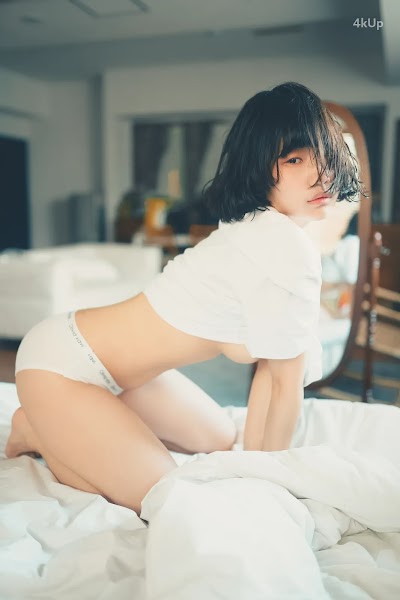 Mimmi (밈미) White
