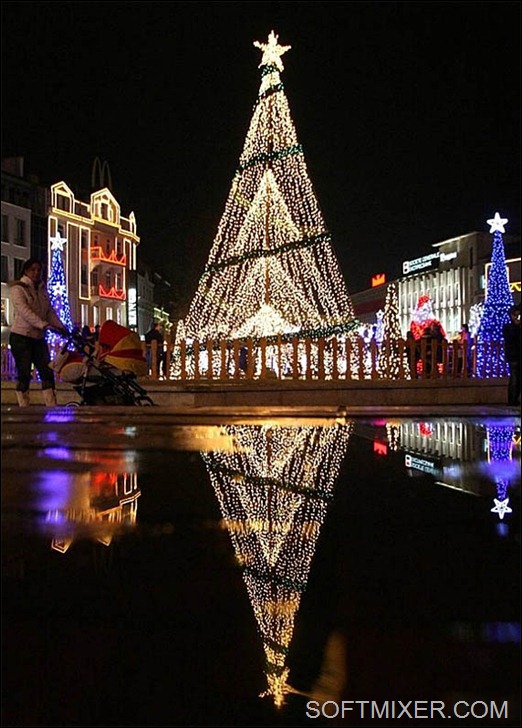 3-christmas-decorations-and-lights-varna-bulgaria