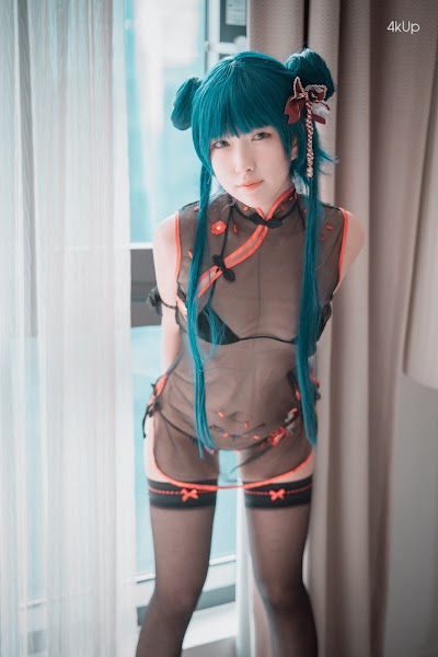 DJAWA Photo – Sonson (손손) Sheer Qipao Girl