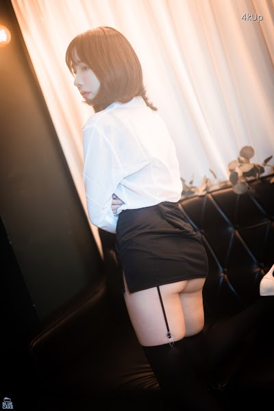 [BLUECAKE] Yeji (예지) Cat Play
