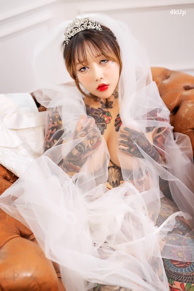 SAINT Photolife – YoKo Vol.01 & Cat Bride