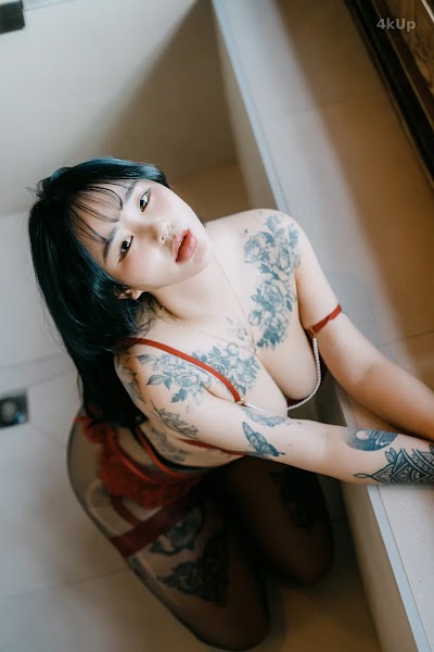 Jeon Bo-Yeon (전보연) Toilet Girl