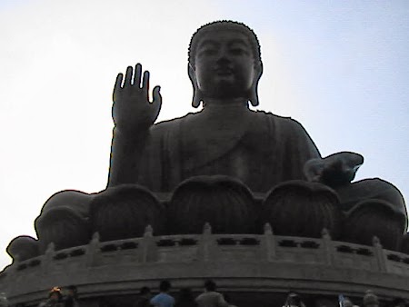Obiective turistice Hong Kong: Marele Buda