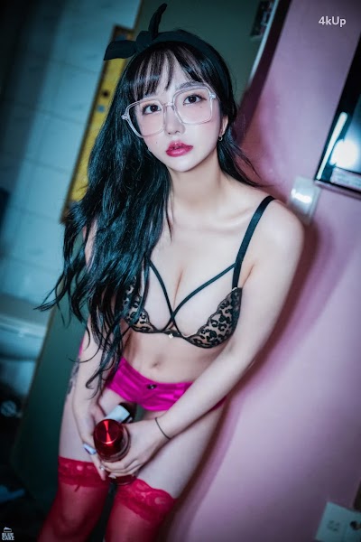 [BLUECAKE] Son Ye-Eun (손예은) Nude No Panty (Full)