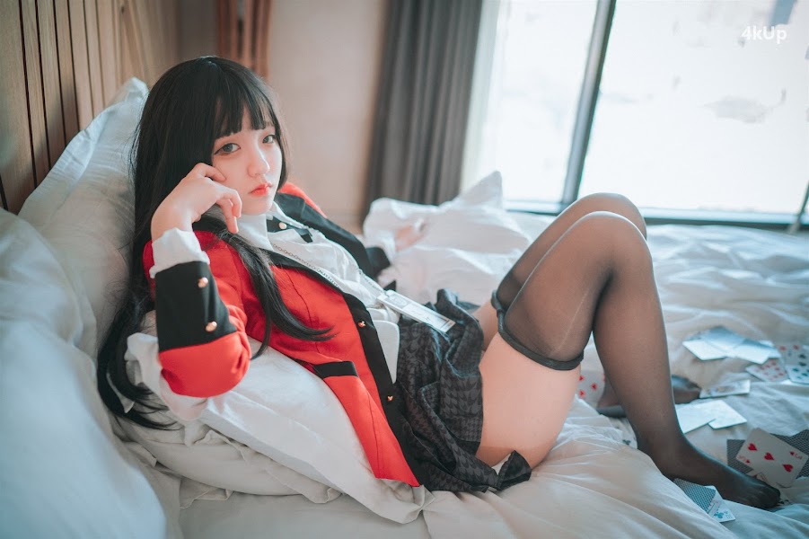 DJAWA Photo – Jeong Jenny (정제니) Gambling with Yumeko