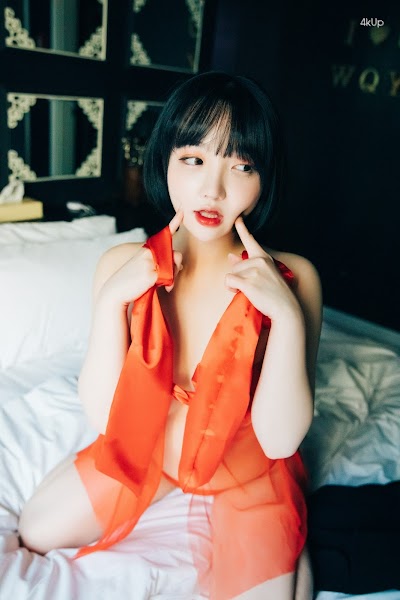 [Loozy] Doube Date Ye-Eun – Son Ye-Eun (손예은)