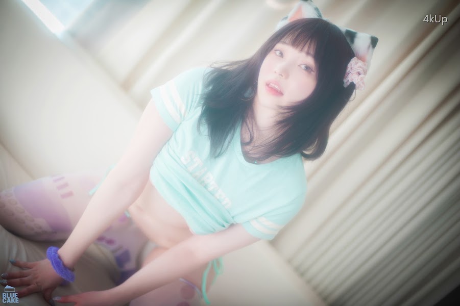 [BLUECAKE] Bambi (밤비) Naughty Cats Pink & Mint RED