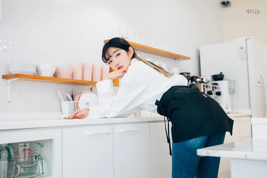[Loozy] Sonson (손손) Nude Apron