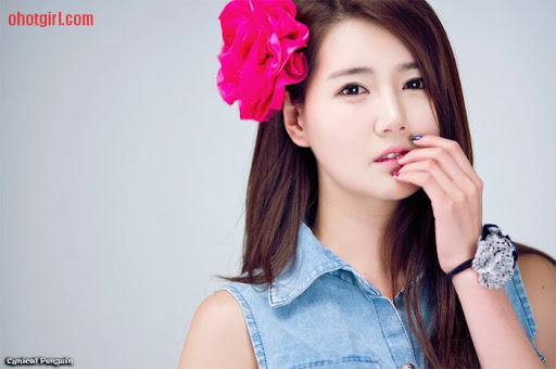 Han Ga Eun – Denim Shirt