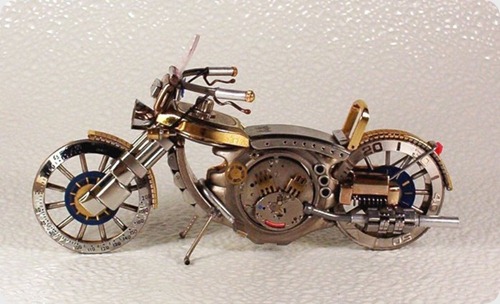 motocicletas hechas con piezas de reloj1