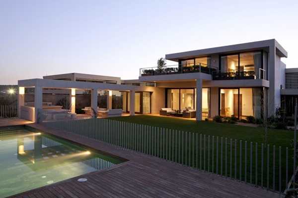 Casa moderna Jorge Figueroa Asociados Casa Ovalle-Salinas Jorge Figueroa Asociados