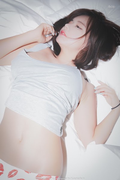 Pure Media Vol.32 Ryu Ji Hye (류지혜)