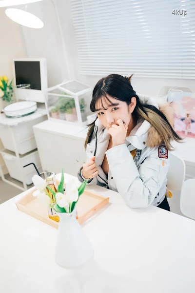 [Loozy] Sonson (손손) Nude Apron