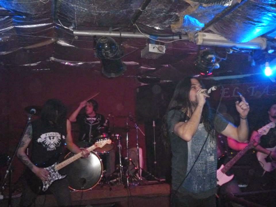 [1000100_10201323673114656_575785657_n%255B2%255D.jpg]