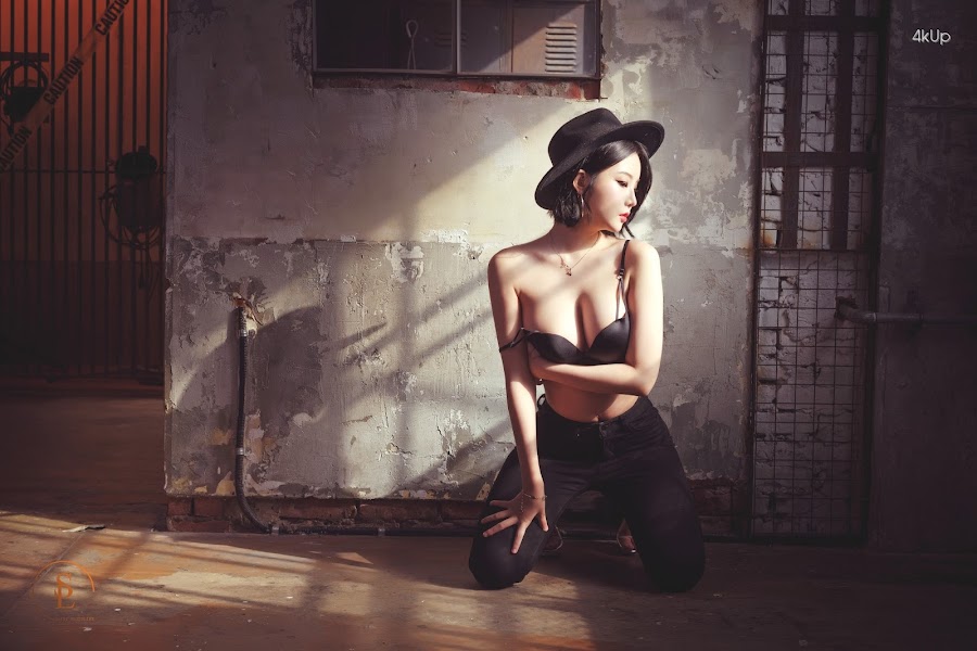 SAINT Photolife – Yuna Yuna’s Wild