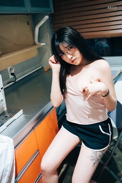 [Loozy] Sonson (손손) Reading Room + S.ver