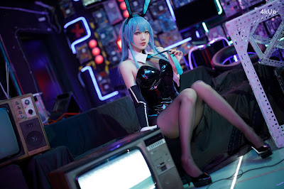 Coser@周叽是可爱兔兔 Vol.039 树城兔女郎