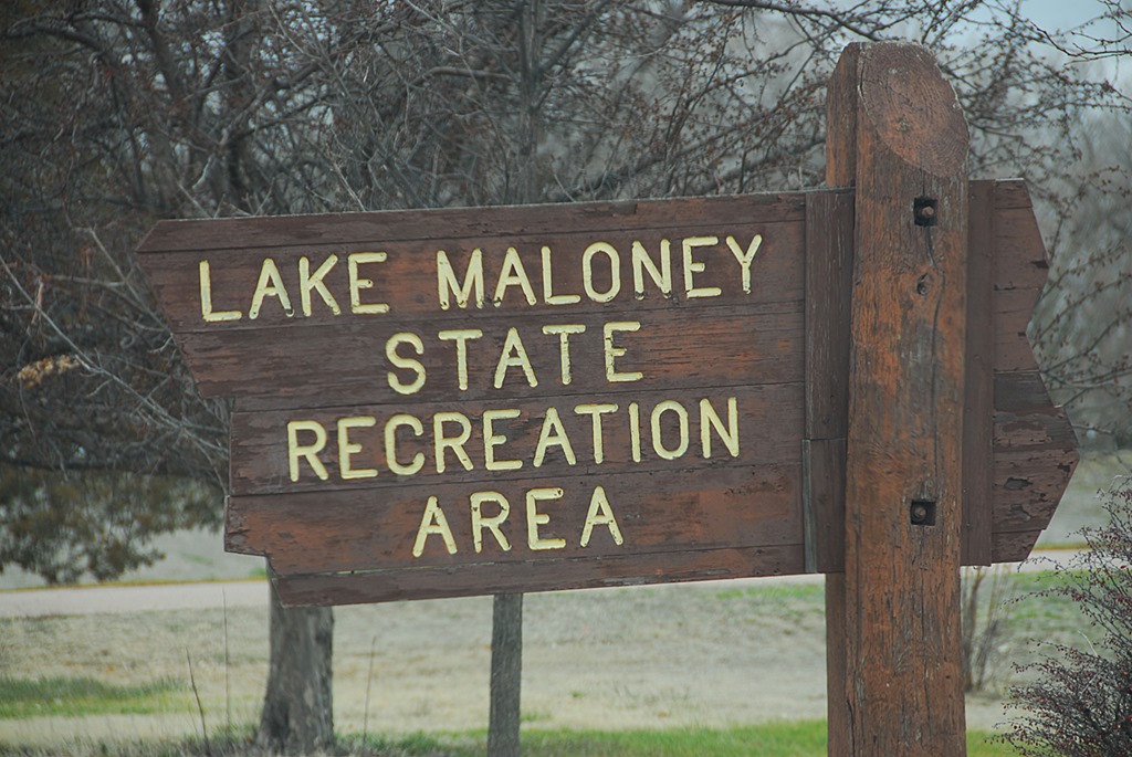 [Lake%2520Maloney%2520Sign%255B2%255D.jpg]