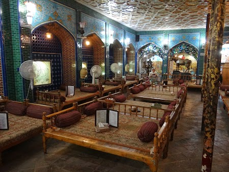 11. Resturant traditional Esfahan.JPG