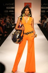 10Pia Sharma pauro Collection at  LFW SummerResort 2012