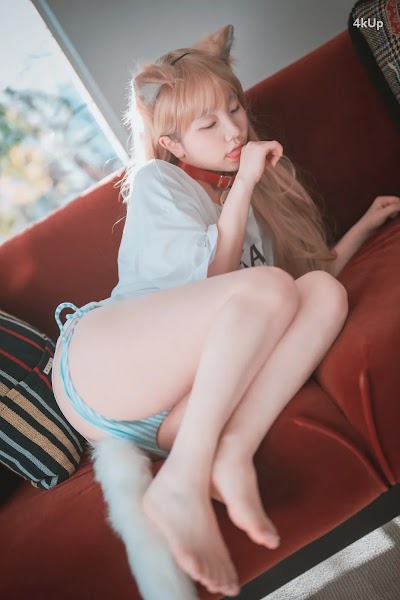 DJAWA Photo – Yeri “My Cat is a Kawaii Girl