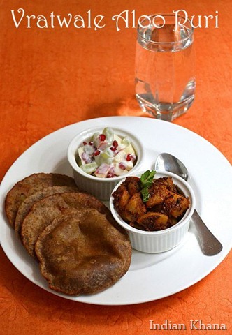 [Vrat-Ke-Aloo-Puri-Navratri-Recipes-Khana%255B19%255D.jpg]