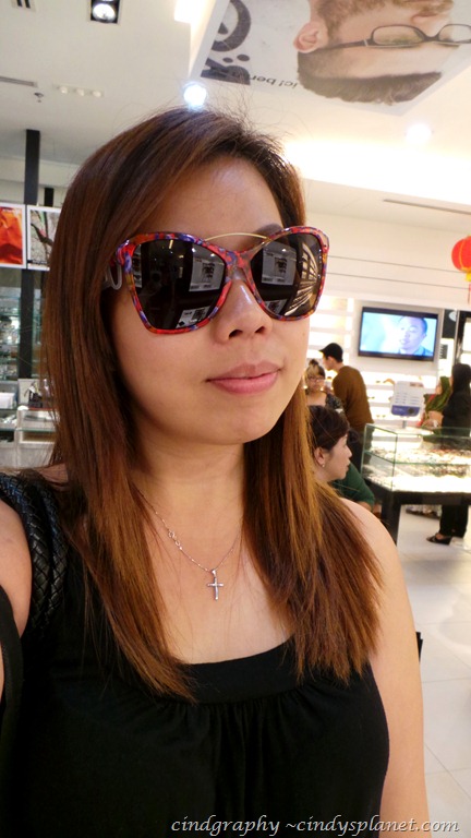 [Eyez%2520Red%2520Flower%2520by%2520Andy%2520Wolf%255B4%255D.jpg.webp]
