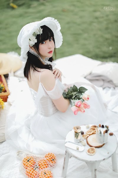 Coser@蜜桃少女是依酱呀 欧风