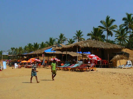 31. Plaja Sinquerim Goa.JPG