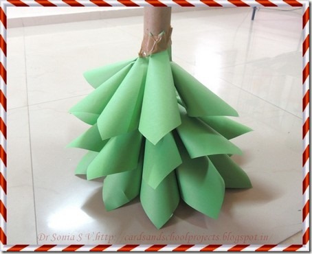 Paper Christmas tree 12