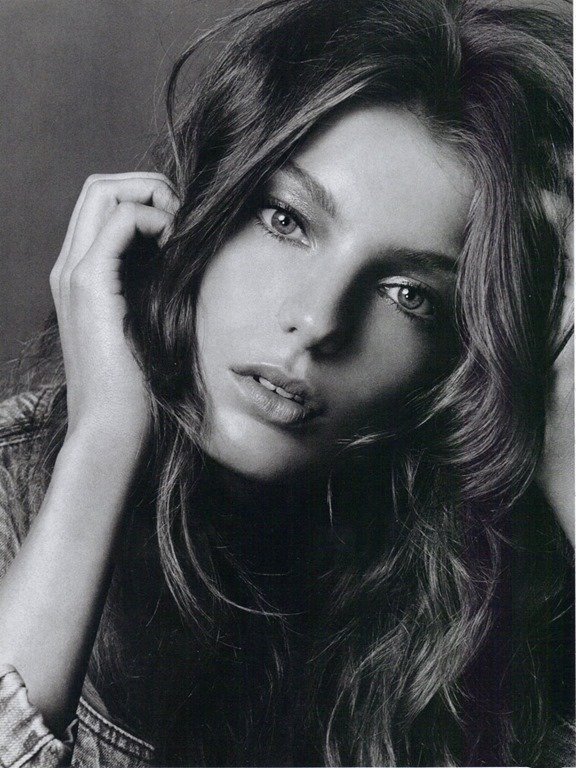 [vogue-italia-may-2004-daria%255B4%255D.jpg]