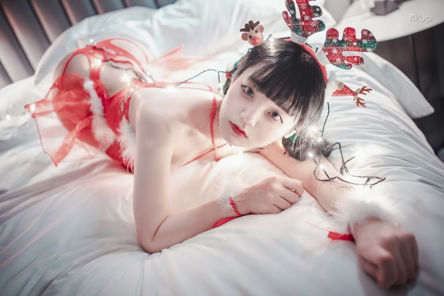 DJAWA Photo – Jeong Jenny (정제니) Christmas Special
