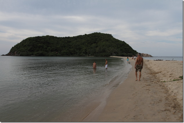 Haad Mae Haad Beach connected with Koh Ma island during low tide