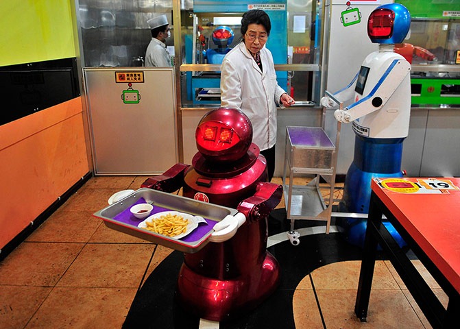 robot-restaurant-8