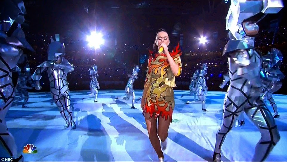 Crispy Chami's Blog On Fire Katy Perry Looking Stunning inflame outfit