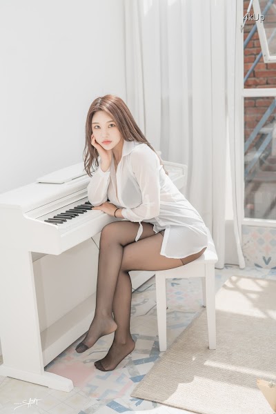 SAINT Photolife – Zzyuri (쮸리) Zzyuri Vol.5 See Through