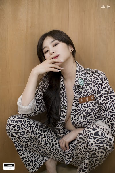 LEEHEE EXPRESS – LEBE-012B Woo
